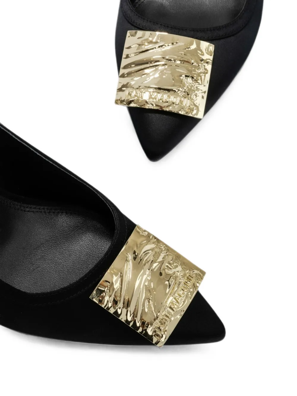Kat Maconie Slingback pumps met puntige neus en logoplakkaat Zwart