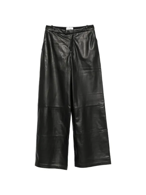 Arma pantalones anchos