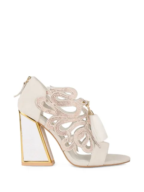 Kat Maconie sandalias Aya Saba con detalles de cristal y borlas
