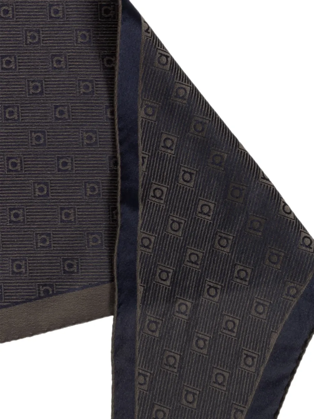 Ferragamo Asymmetrische sjaal met monogram-patroon Blauw