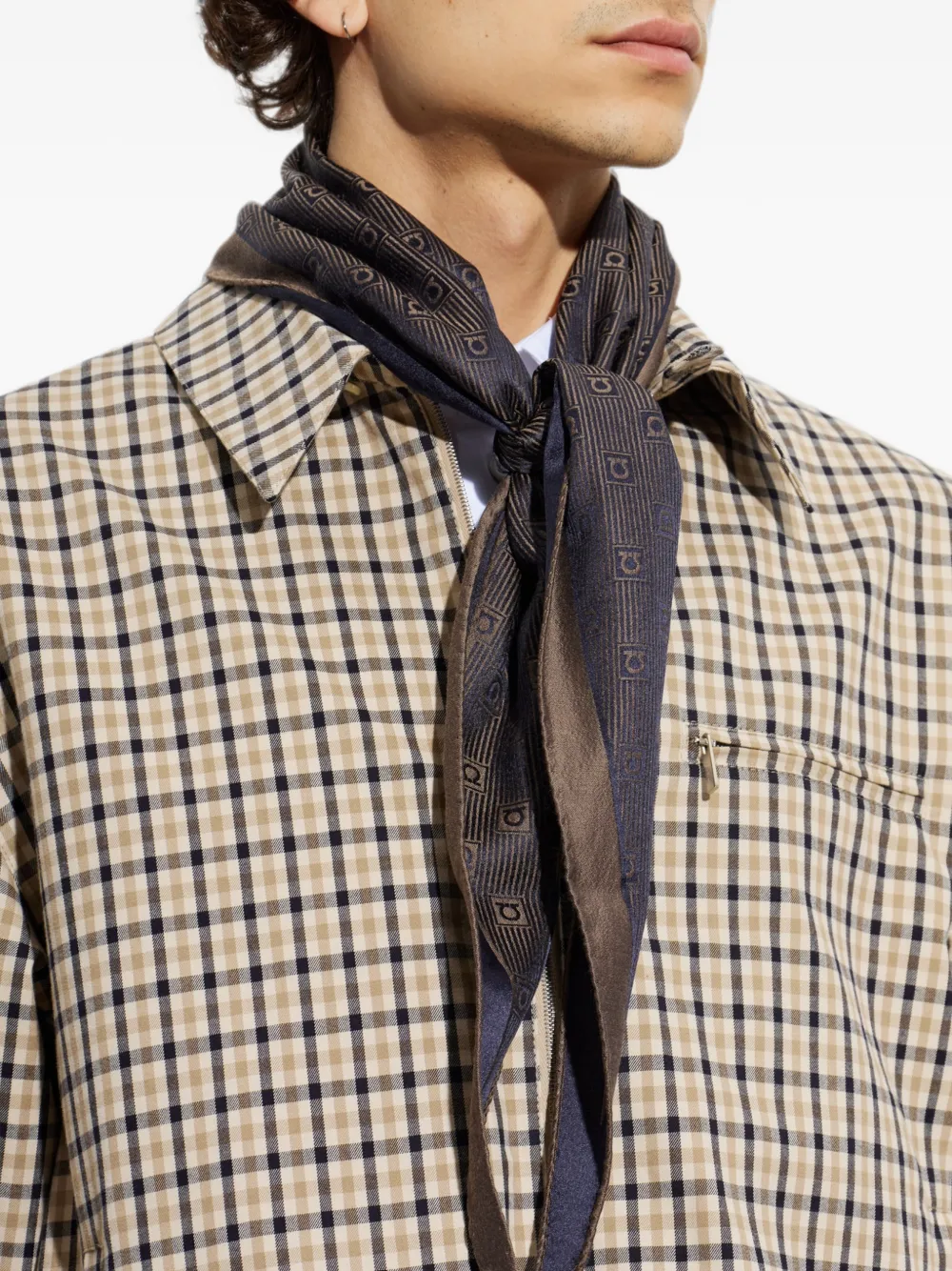 Ferragamo Asymmetrische sjaal met monogram-patroon Blauw