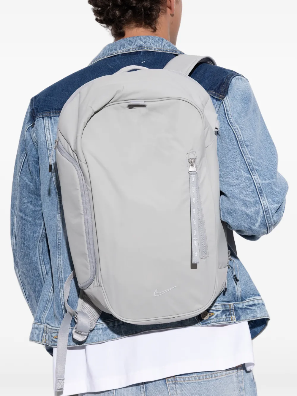 Nike logo-embroidered backpack Grijs