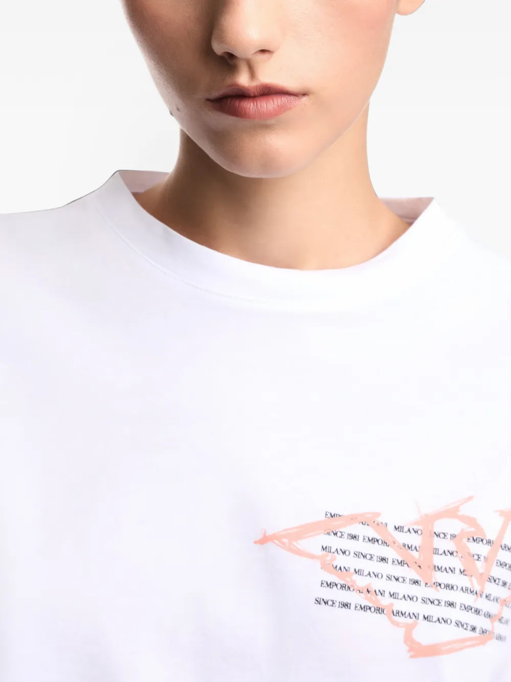 Emporio Armani Cropped T-shirt met logoprint Wit