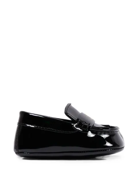 Tommy Hilfiger Junior mocasines de charol con flecos