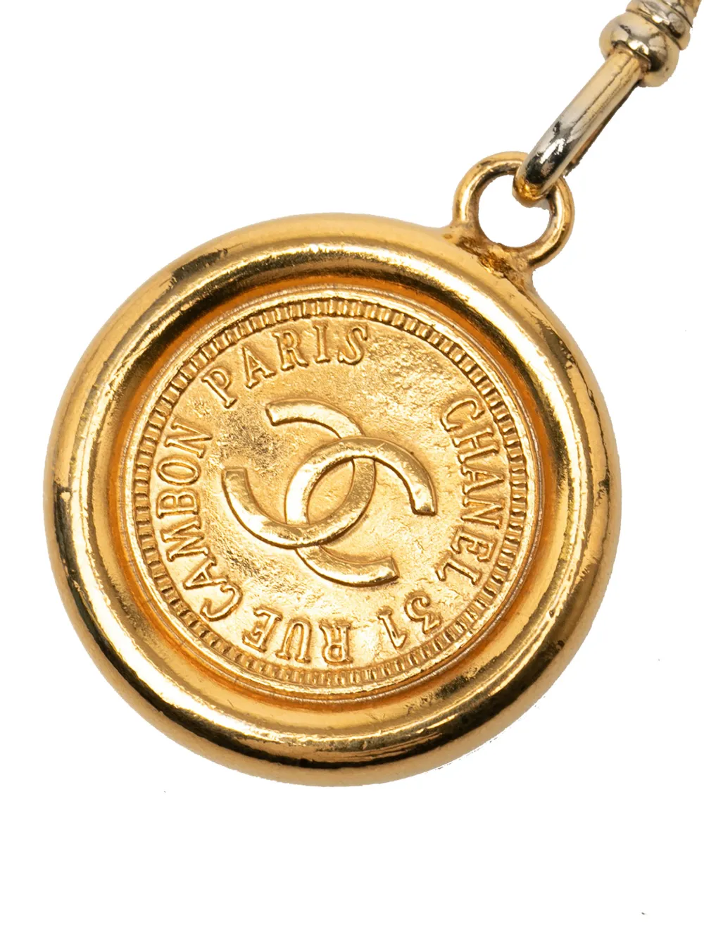 CHANEL Pre-Owned 1950-1970 Gold Plated CC Medallion 31 Rue Cambon Paris Chain Link belt - Oro