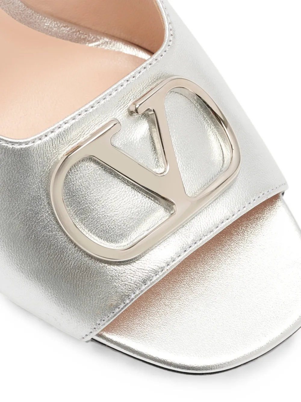 Valentino Garavani VLogo Signature leather sandals Zilver