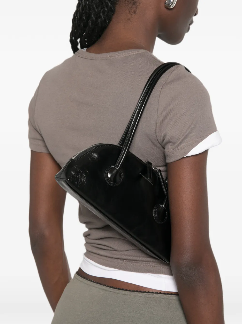 Marge Sherwood Bessette East-West mini-tas met gekreukt effect Zwart