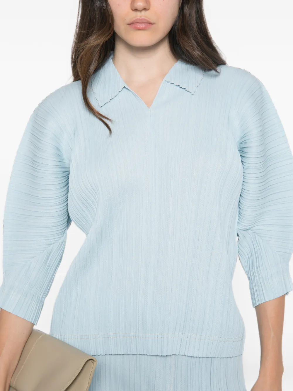 Pleats Please Issey Miyake T-shirt met V-hals Blauw