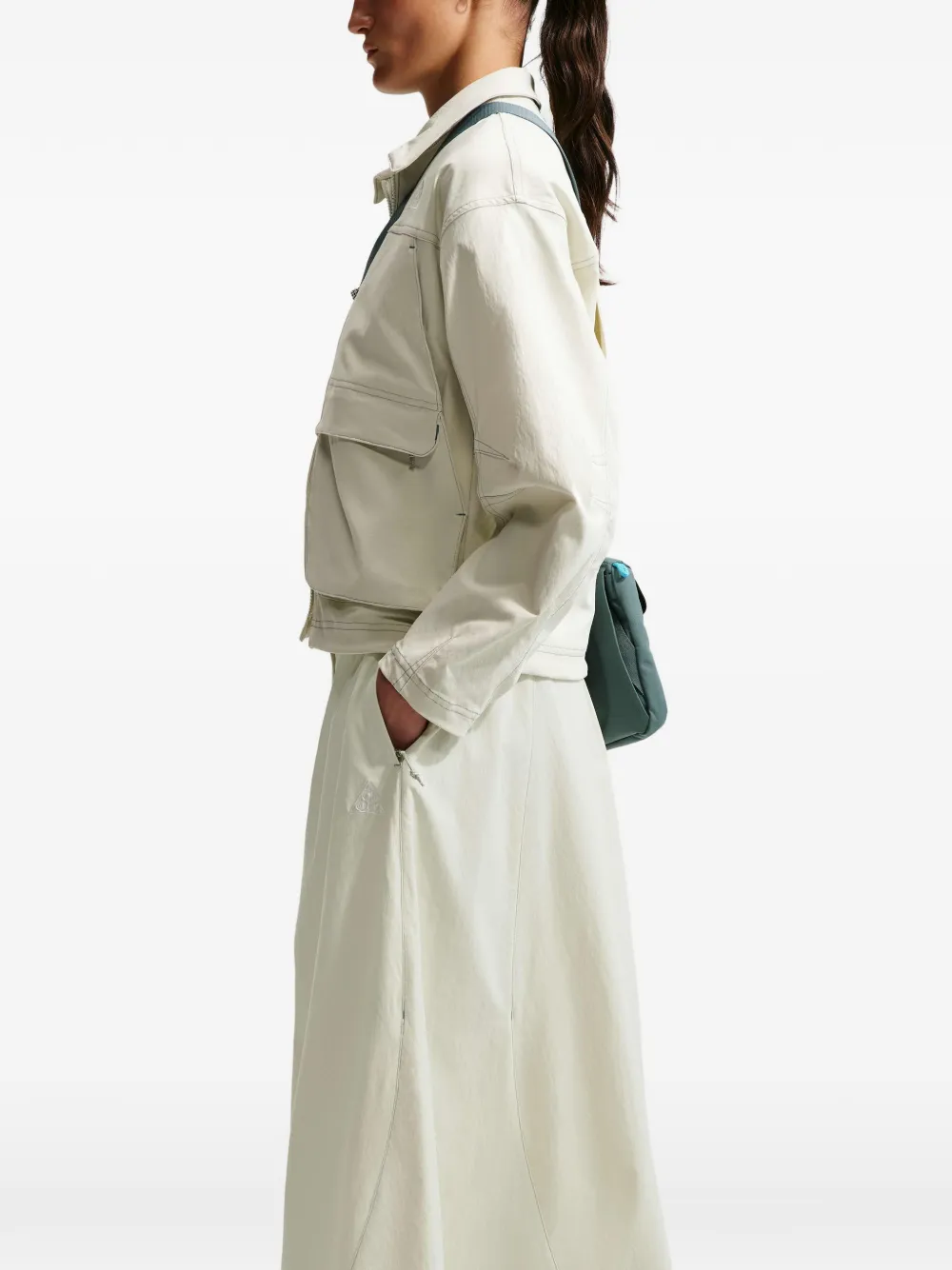 Nike Smith Summit midi-rok met ceintuur Beige