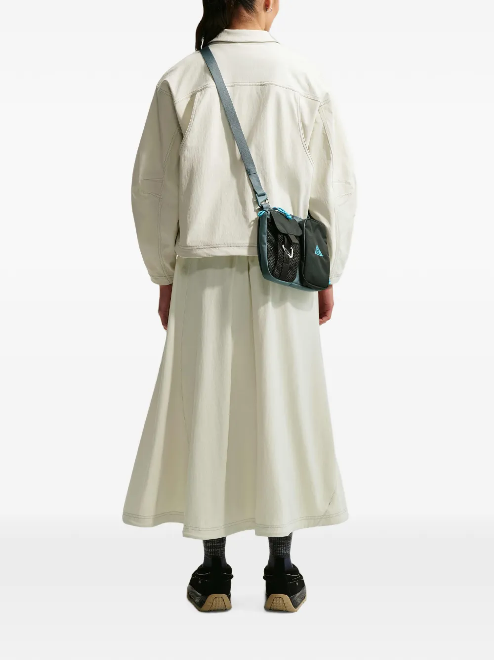 Nike Smith Summit midi-rok met ceintuur Beige