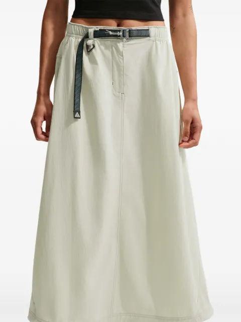 Nike jupe mi-longue Smith Summit à taille ceinturée