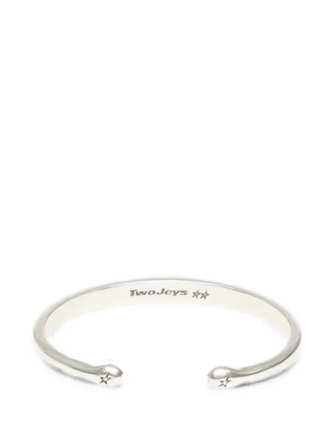 TWOJEYS star-engraved open cuff bracelet