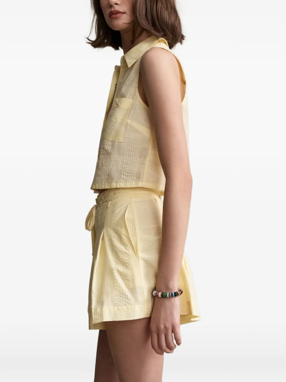 HEVRON Aster geruite shorts Geel