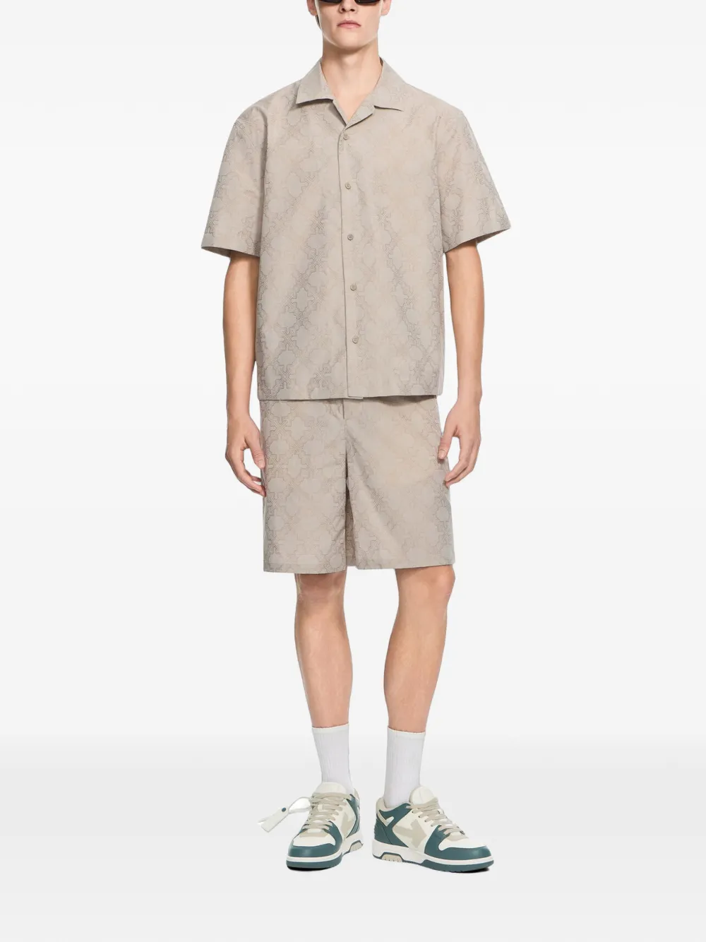 Off-White Arrow bowlingshorts met monogram Beige
