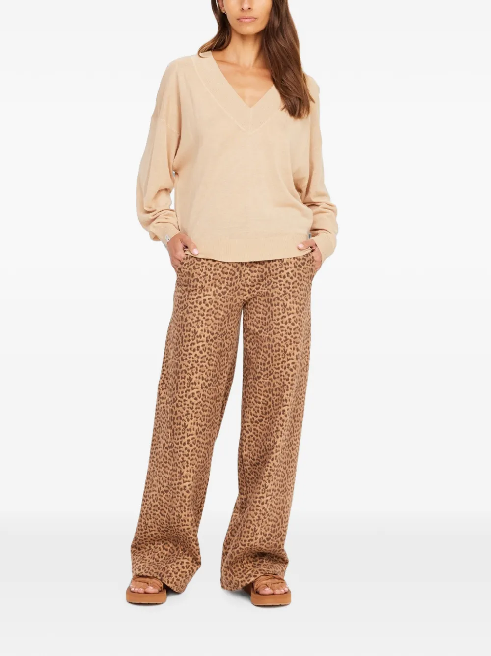 The Upside Bonita trui met V-hals Beige