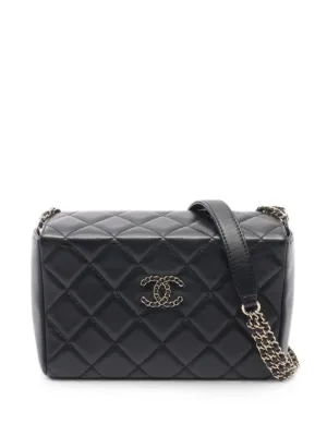CHANEL Pre-Owned 2.55 Reissue Shoulder Bag | Grey | FARFETCH