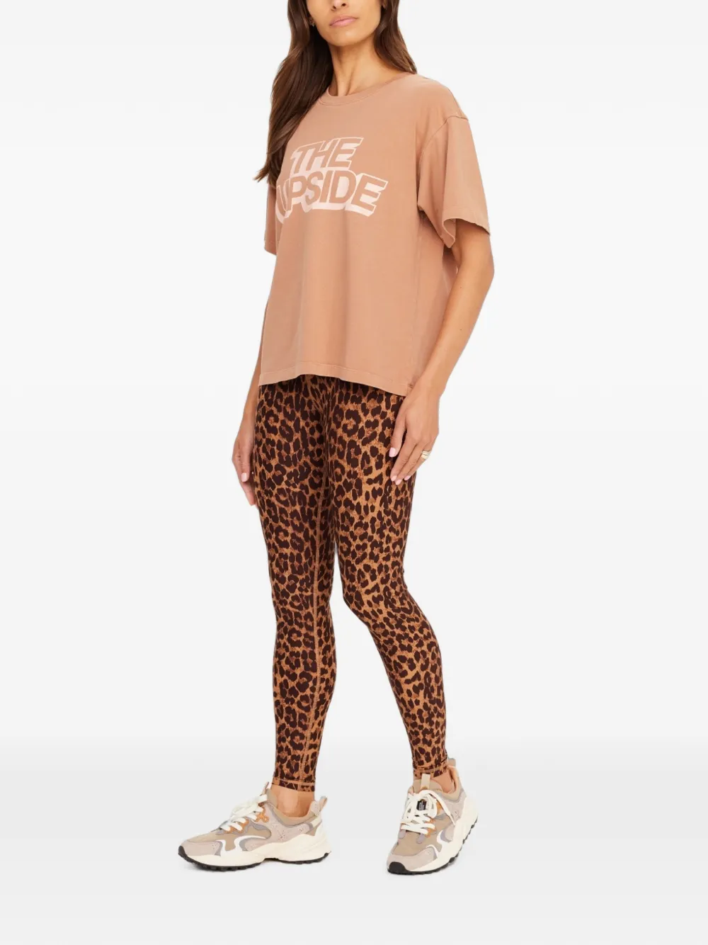The Upside Katoenen T-shirt met logoprint Beige