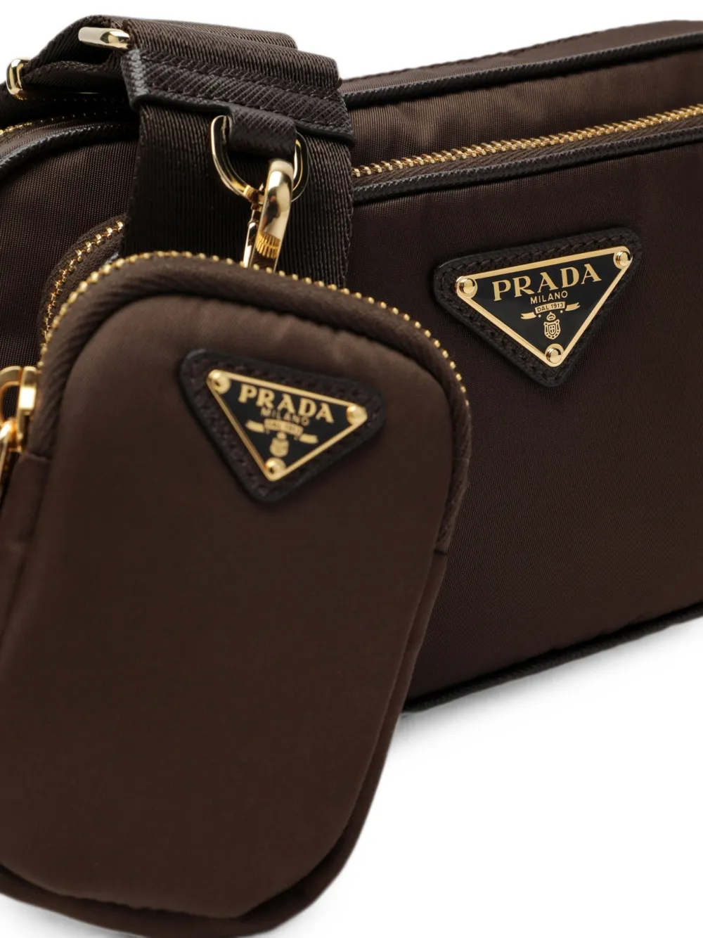 Prada Re-Nylon schoudertas met logoplakkaat Bruin