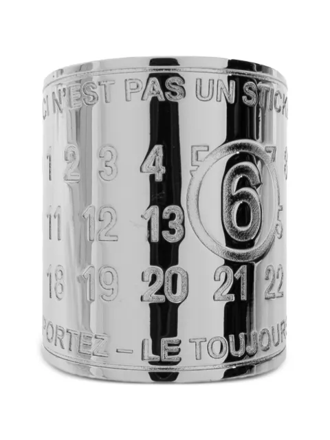 MM6 Maison Margiela anillo Souvenir ancho con logo grabado