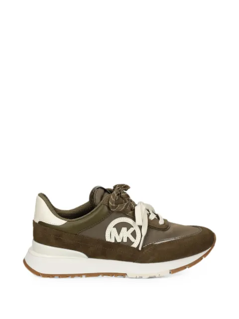 Michael Kors tenis con parche del logo y paneles