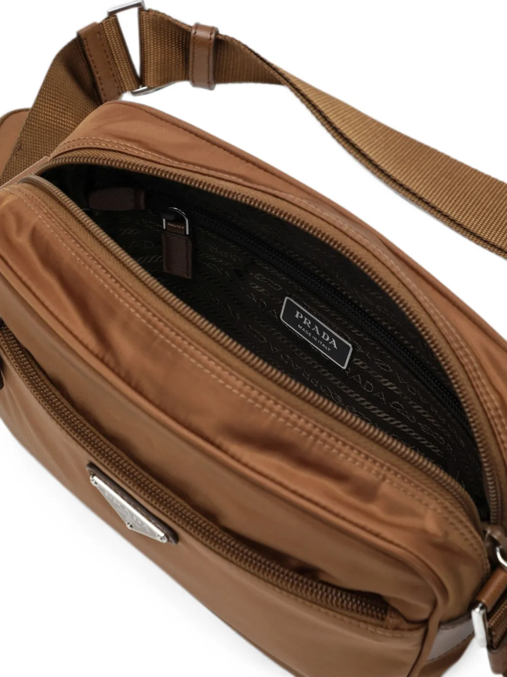 Prada Schoudertas met logoplakkaat Bruin