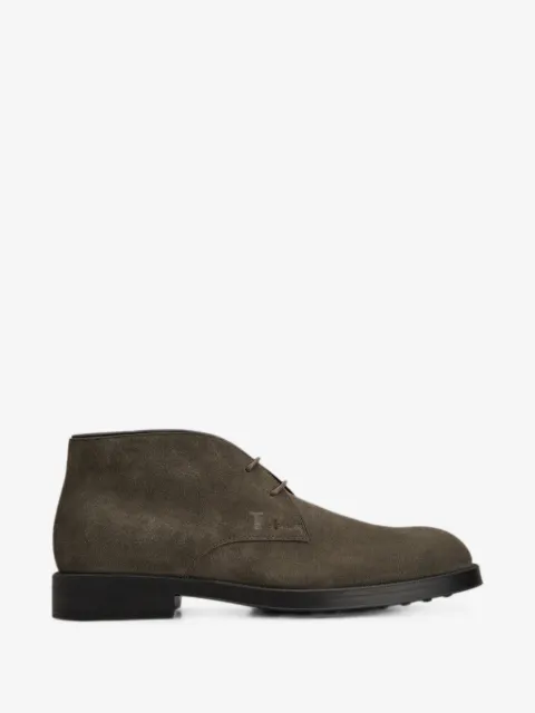 Tod's desert boots in suede