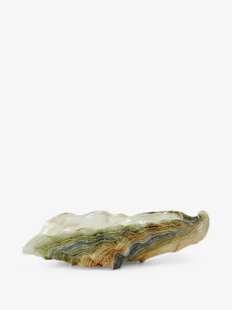 Bordallo Pinheiro shell-shape bowl