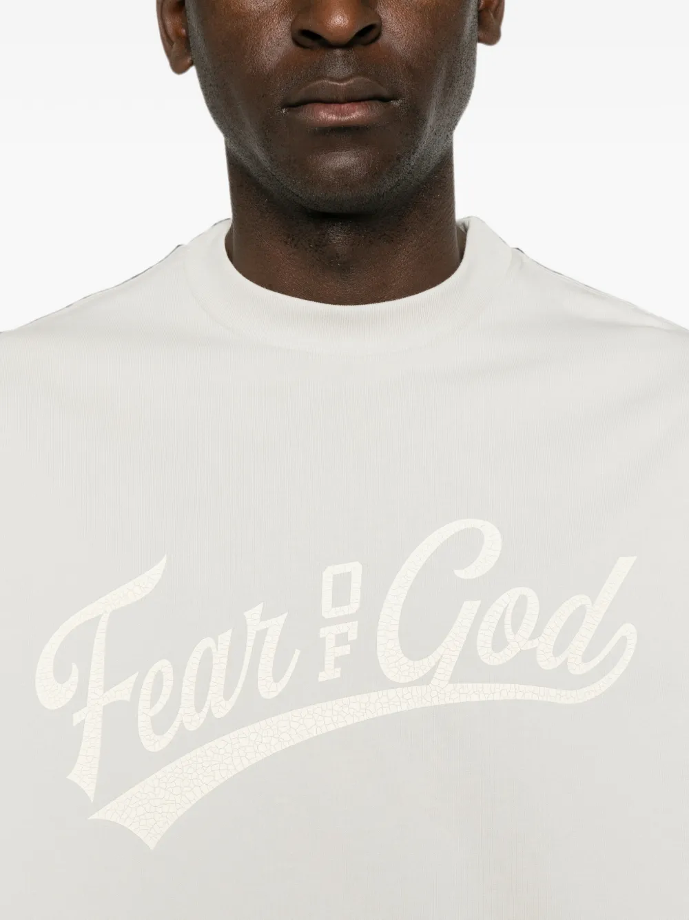 FEAR OF GOD ESSENTIALS Merch T-shirt met lange mouwen en logo-print Grijs