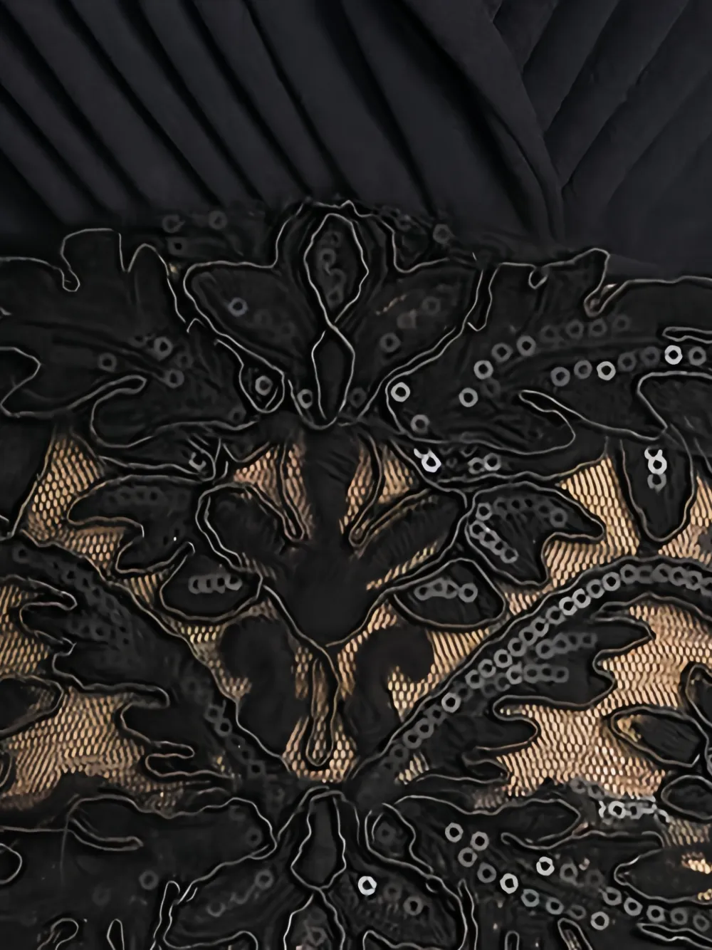 Tadashi Shoji Midi-jurk met kanten vlakken en pintuck-details Zwart