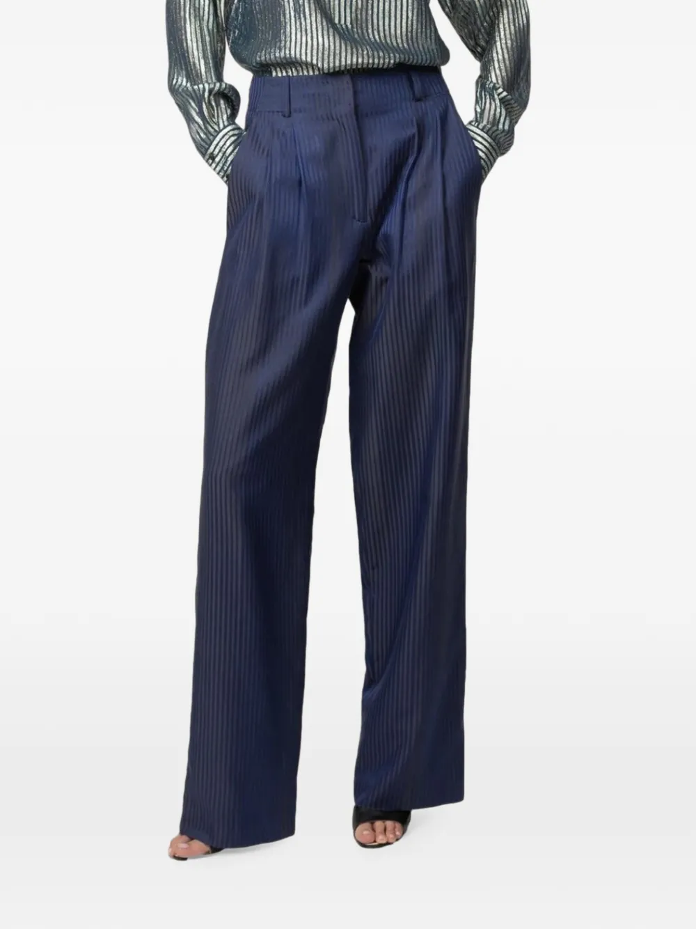 Indress Bath pinstriped pleated trousers