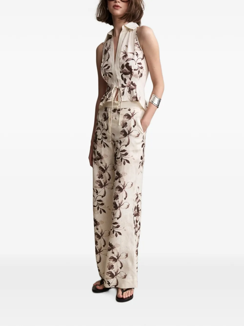 HEVRON Capri broek met bloemenprint Beige