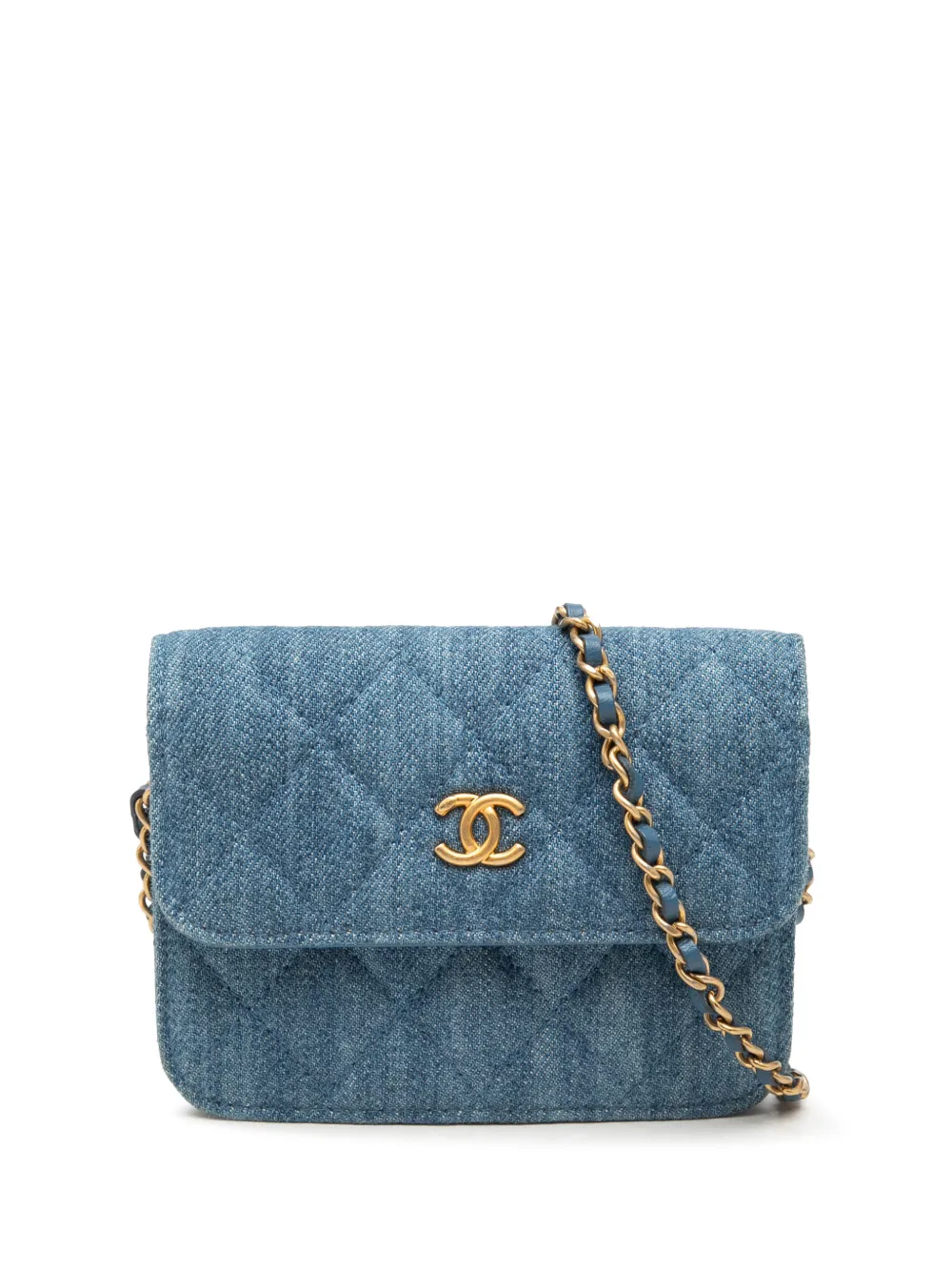 CHANEL Pre-Owned 2021 Mini Quilted Denim Pearl Crush Clutch with Chain crossbody bag - Blu