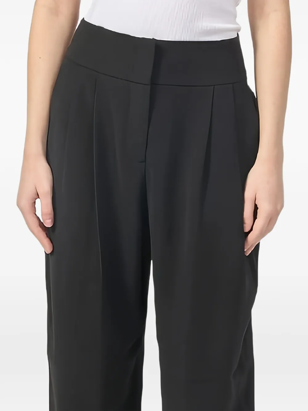 Armani Exchange Broek met toelopende pijpen Zwart