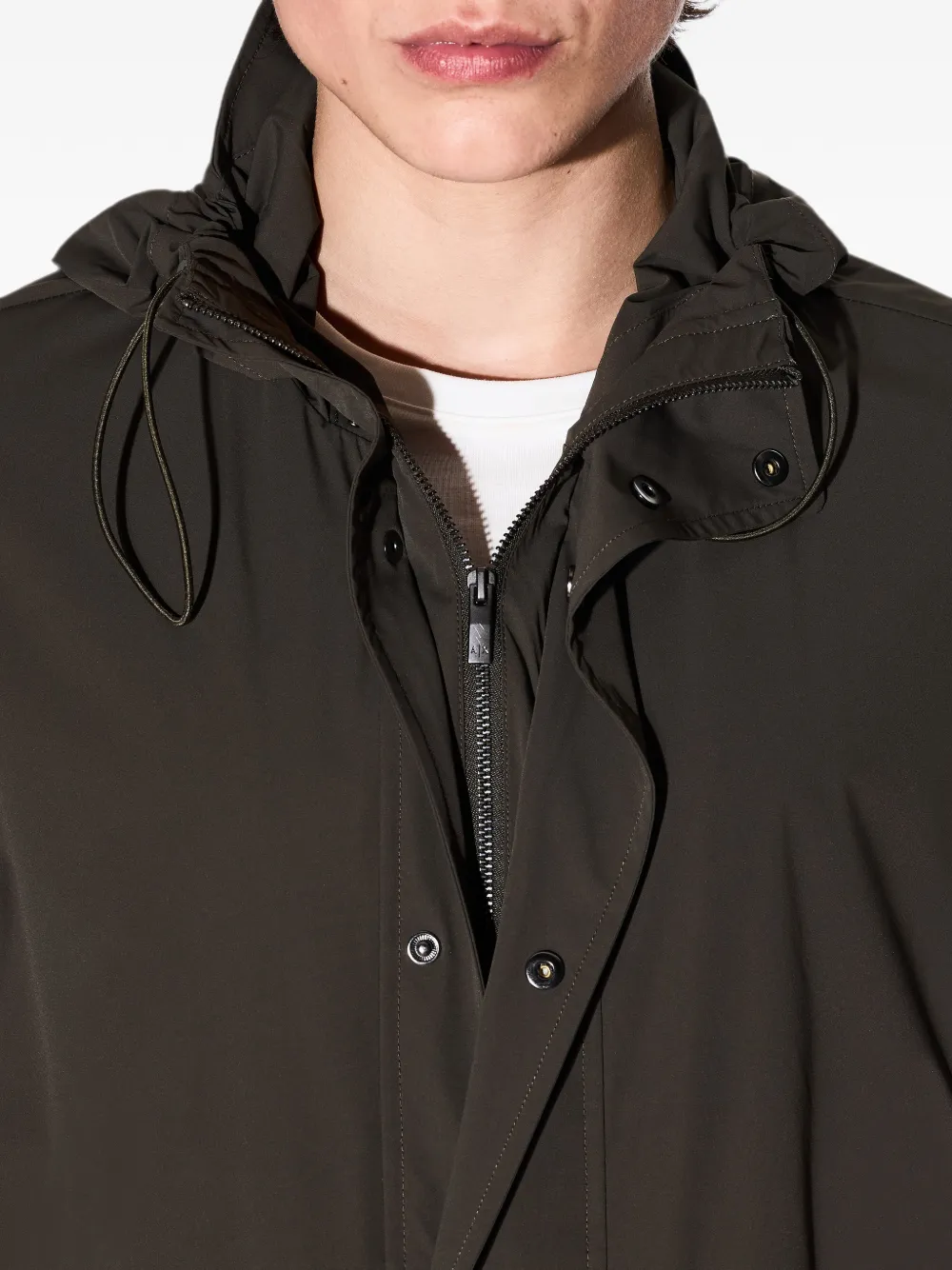 Armani Exchange Jack met drukknopen Bruin