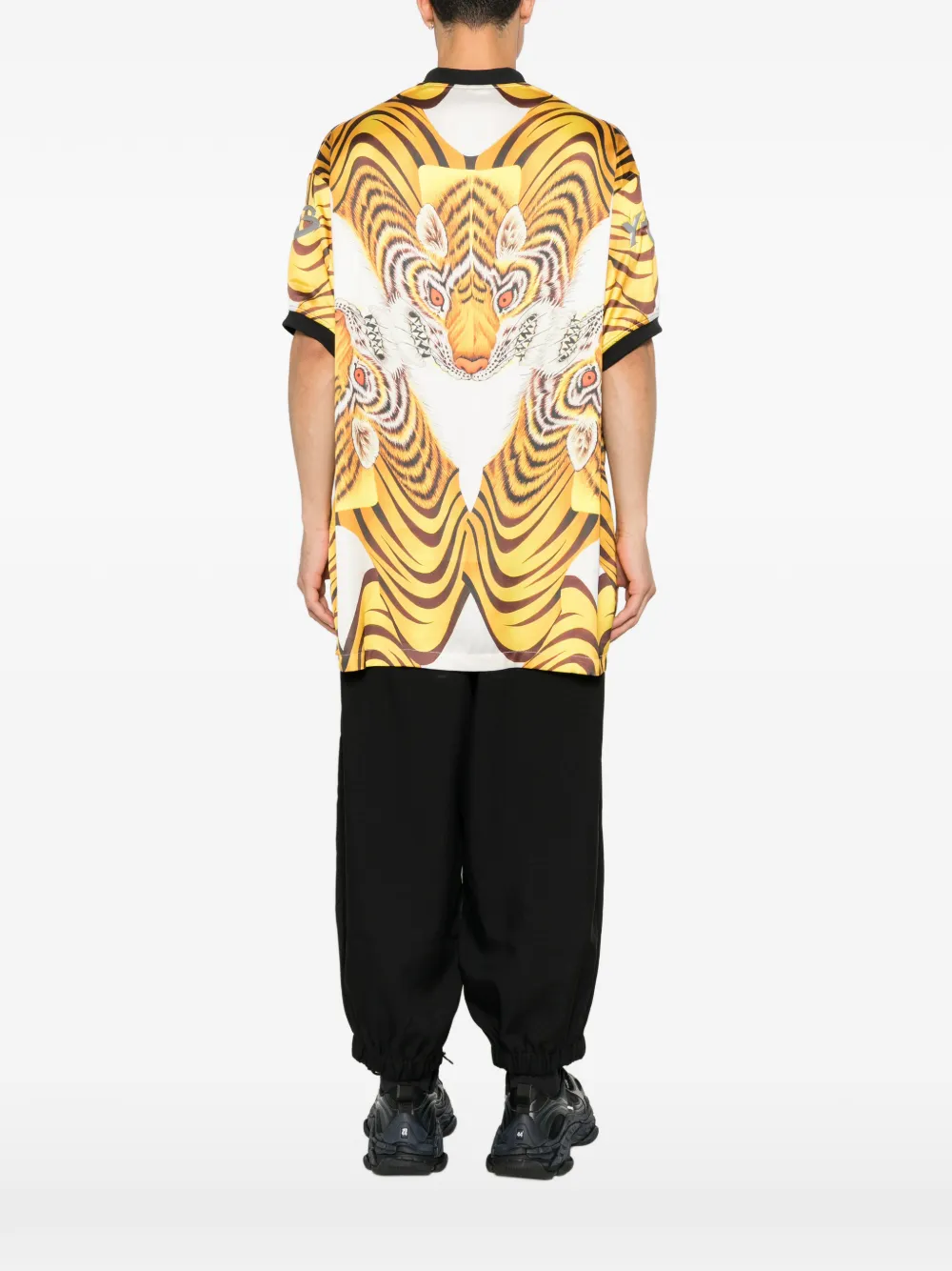 Y-3 Top met korte mouwen en tijgerprint Geel