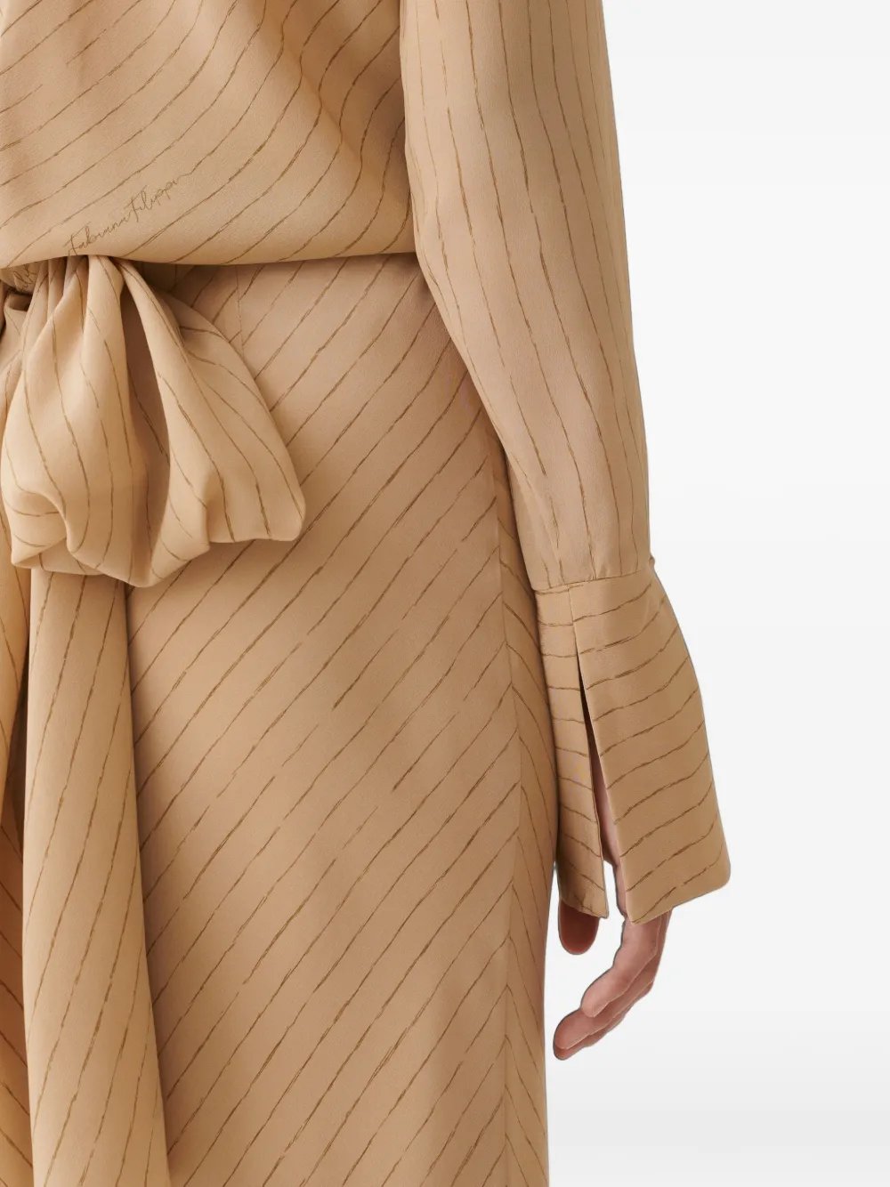 Fabiana Filippi Wikkelblouse met krijtstreep Beige