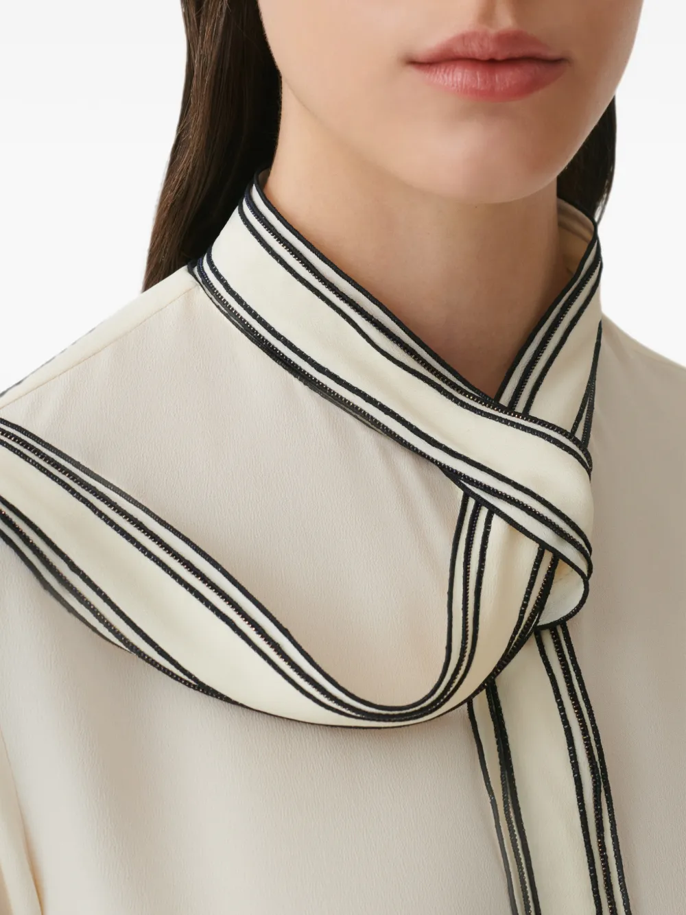 Fabiana Filippi Blouse met gestrikte hals Beige