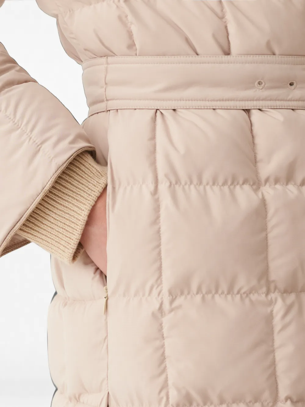 Fabiana Filippi Gewatteerde jas met ceintuur Beige