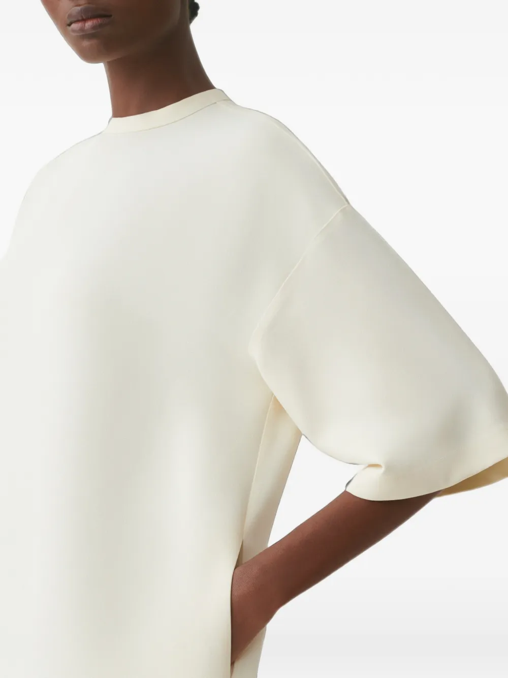 Fabiana Filippi Midi-jurk met korte mouwen en verenafwerking Beige