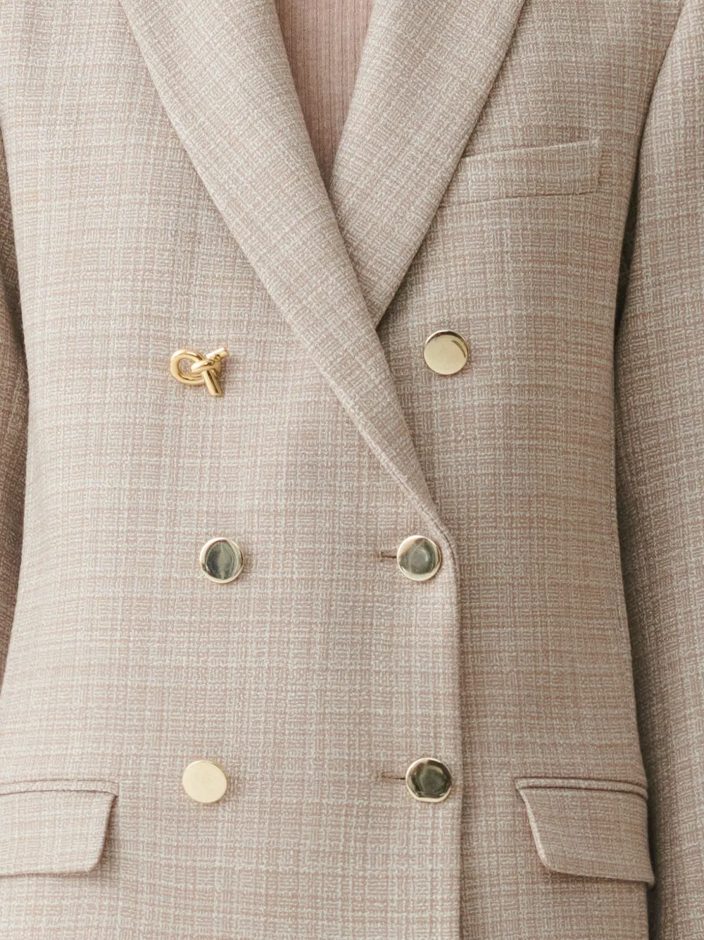 Fabiana Filippi Geruite jas met dubbele rij knopen Beige
