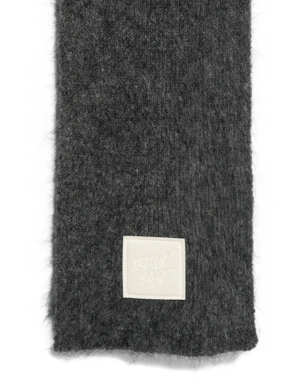 AMI Paris Sjaal met logopatch Grijs