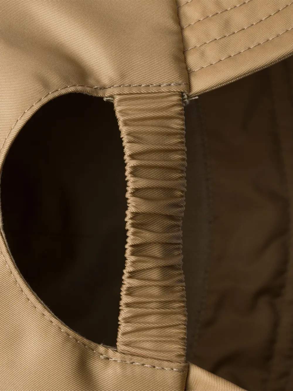 Prada Re-Nylon pet Bruin