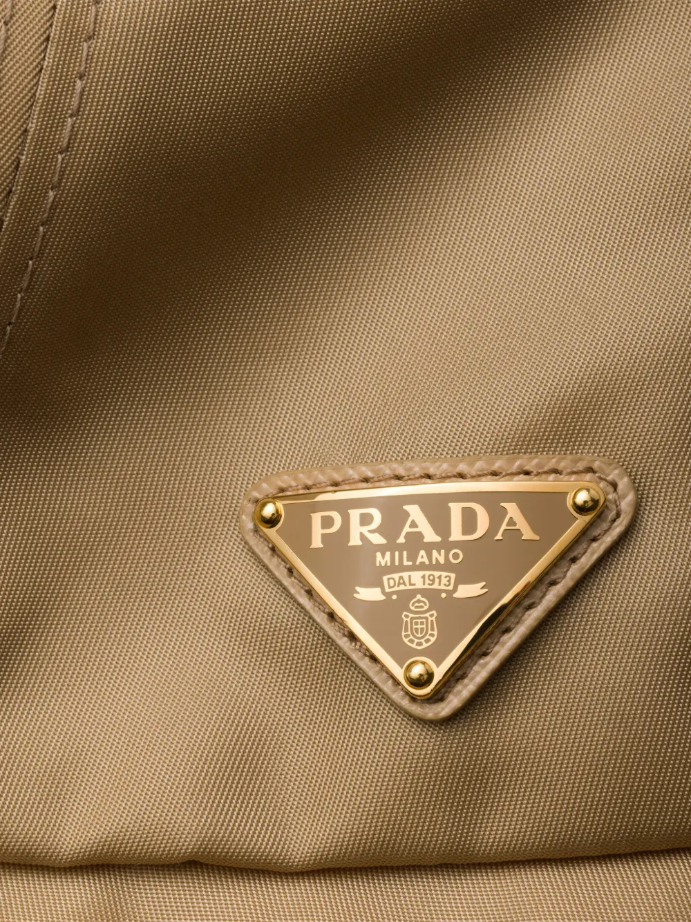 Prada Re-Nylon pet Bruin