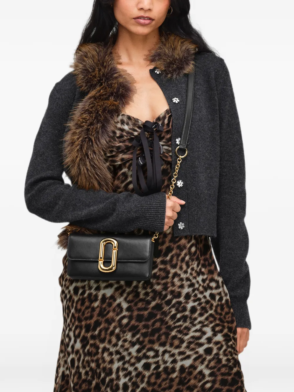 Marc Jacobs Scene portemonnee met logoplakkaat en ketting Zwart