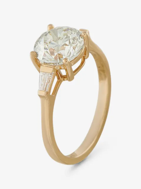 LB Exclusive diamond ring