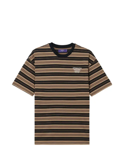 aftermaths playera con rayas estampadas y logo estampado
