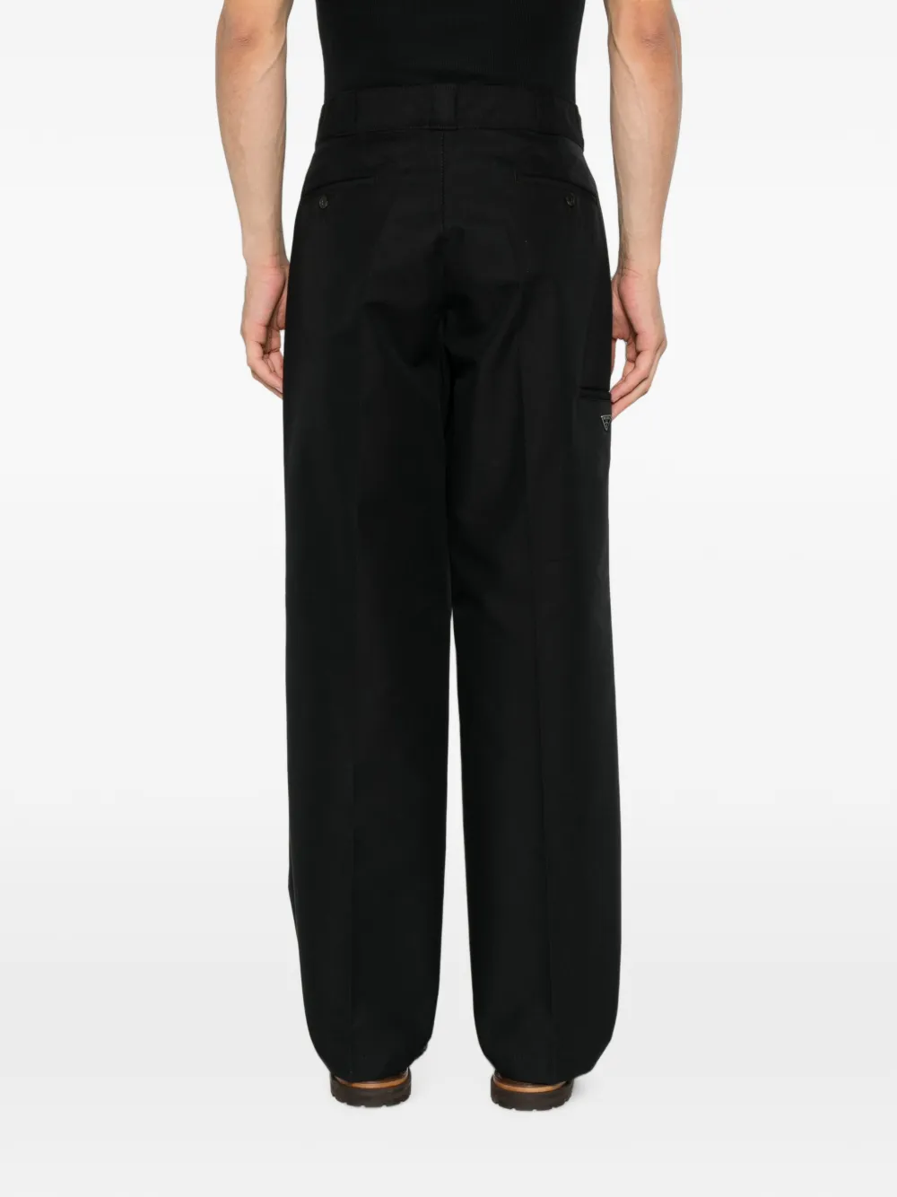 Prada Broek met persvouwen en logo-plakkaat Zwart