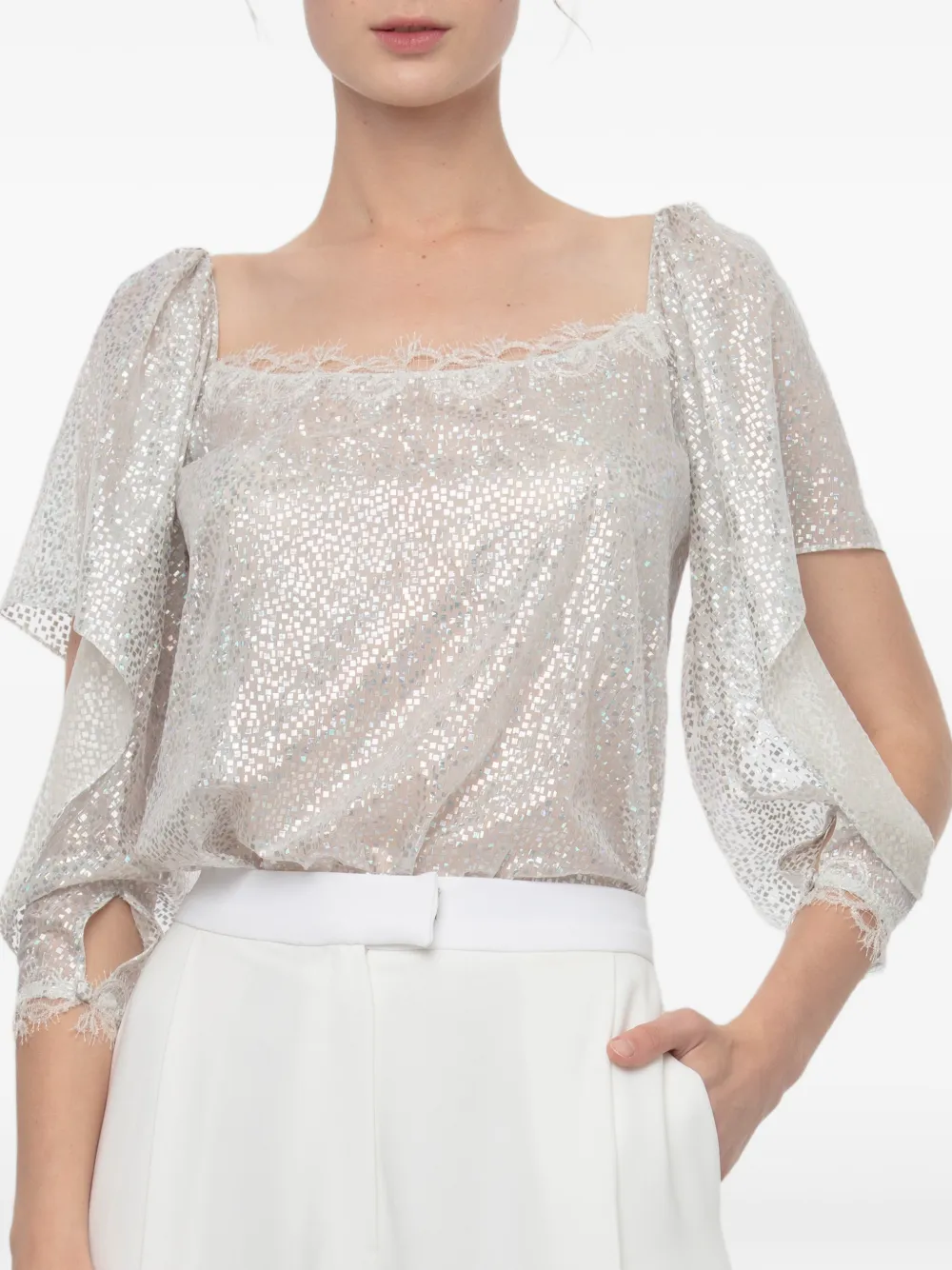 Gemy Maalouf Glanzende top met kanten afwerking Zilver
