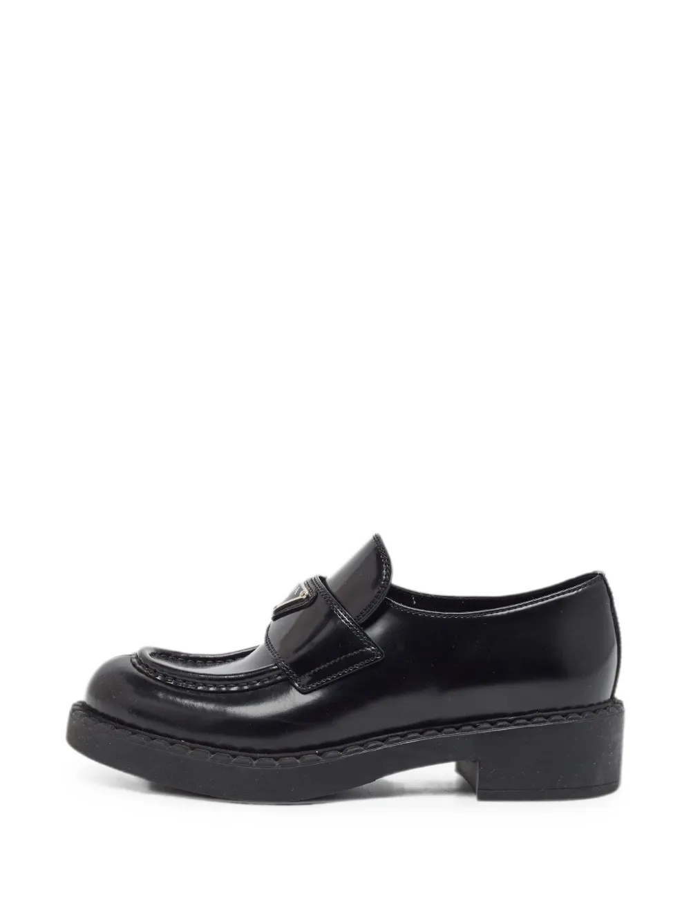 Prada Pre-Owned Triangle platform loafers - Schwarz