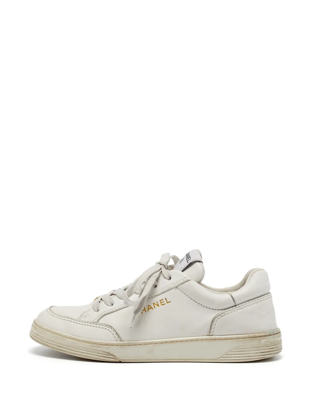 CHANEL Pre-Owned Sneakers mit Logo-Schild - Nude